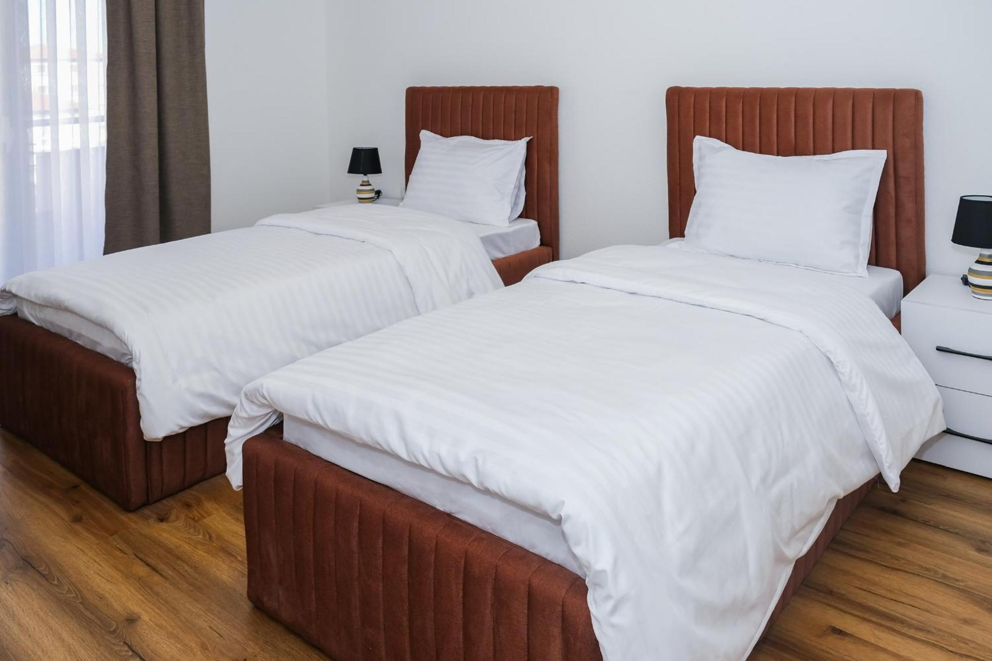 Nest Apartments Gjakova Extérieur photo